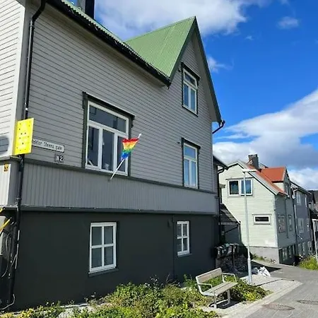 Leilighet Cozy Ground Floor Tromsø
