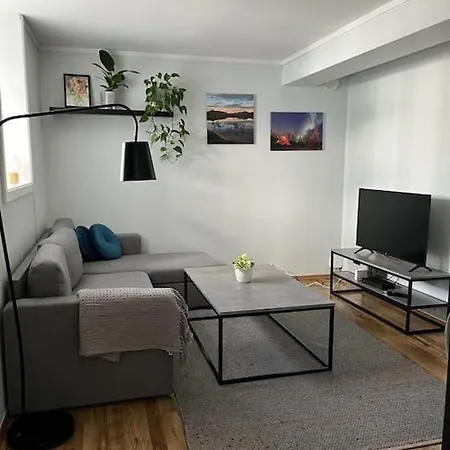Cozy Ground Floor Leilighet Tromsø